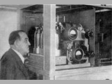 1950: Oskar Koton mit dem 35kW-Sender