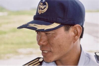 Vizekommandeur Ju Jun Fu gew�hrt jede Unterst�tzung